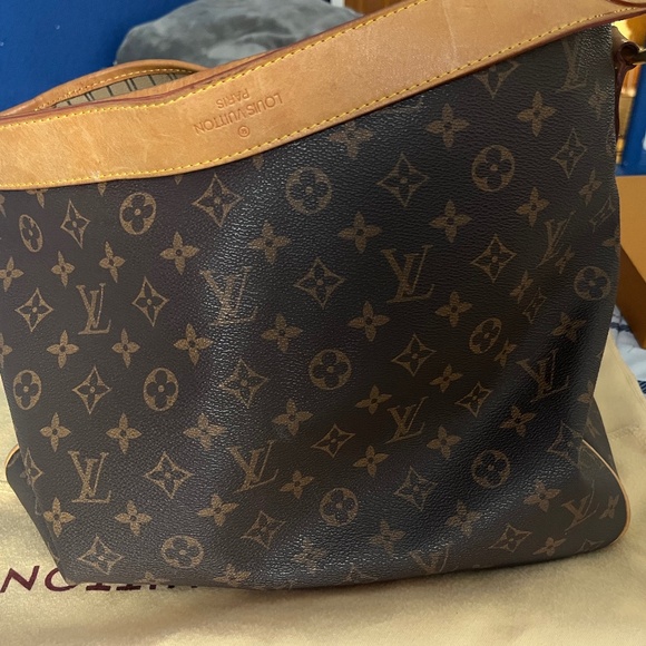 Louis Vuitton Purse - Picture 1 of 3